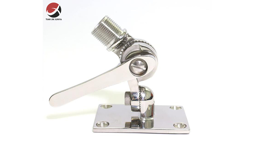 不(bú)鏽鋼316船用五(wu)金配件-底座(zuò)調節式天線(xian)